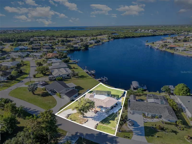 3435 PINETREE ST, Port Charlotte, FL 33952