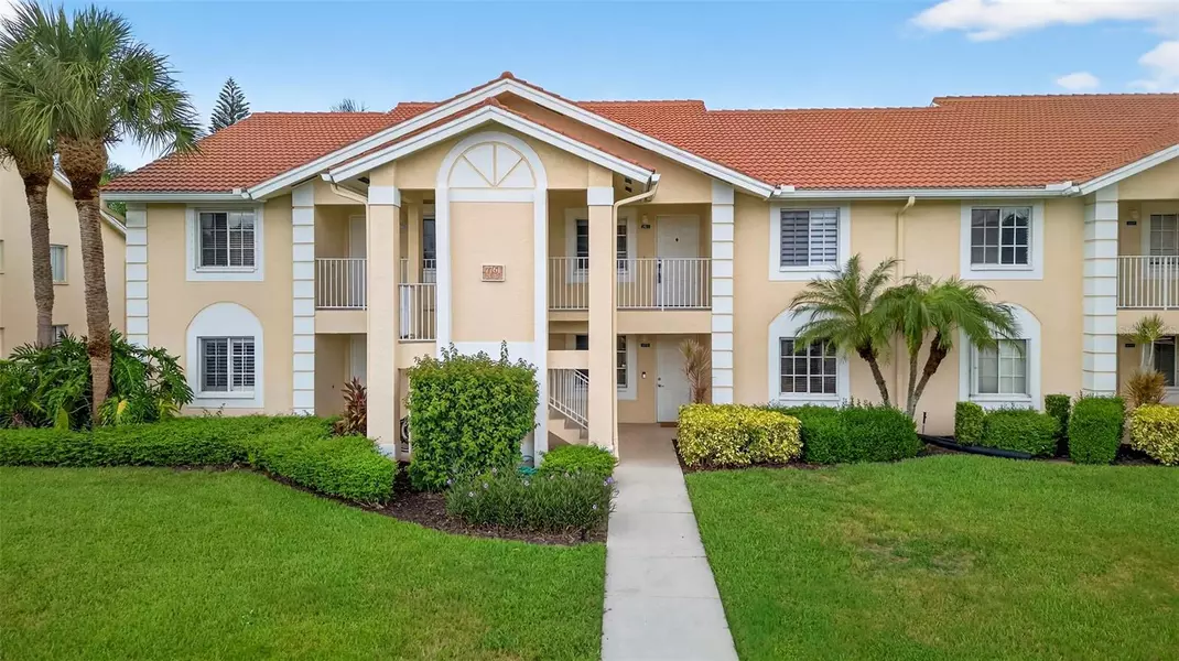 7761 JEWEL LN #202, Naples, FL 34109
