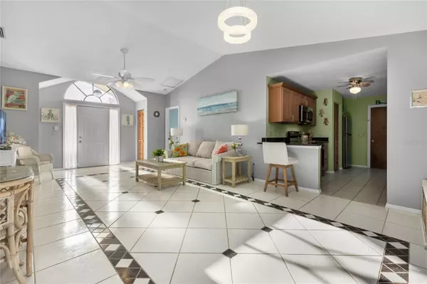 Port Charlotte, FL 33981,5375 JOSLYN TER