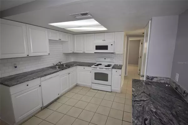Port Richey, FL 34668,10920 JASON RD