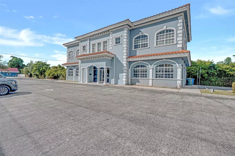 1825 COLONIAL BLVD, Fort Myers, FL 33907