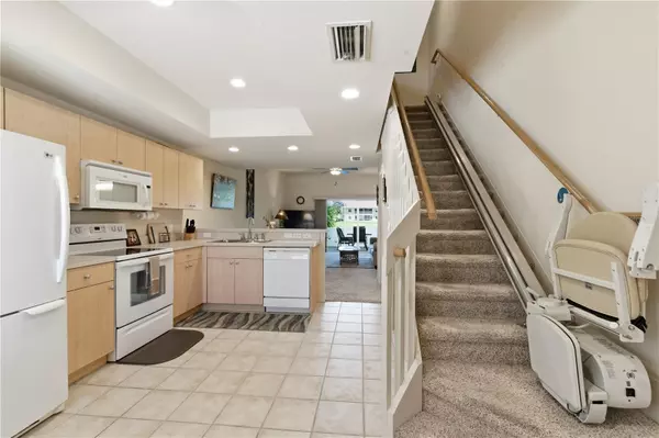 Punta Gorda, FL 33983,1246 RIO DE JANEIRO AVE #503