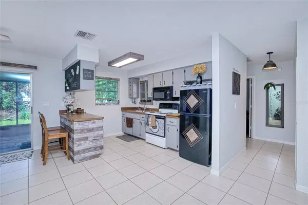 Punta Gorda, FL 33955,28286 S TWIN LAKES DR