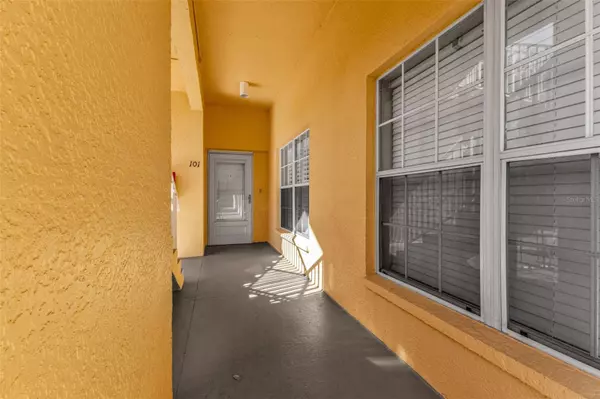 Punta Gorda, FL 33983,2180 HERON LAKE DR #101