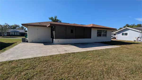 Port Charlotte, FL 33948,874 DOLPHIN AVE NW