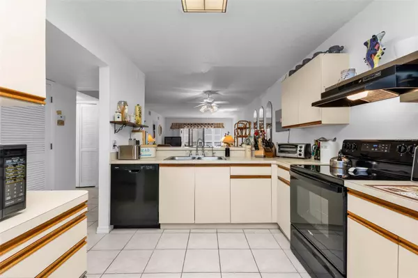 Punta Gorda, FL 33983,175 KINGS HWY #626