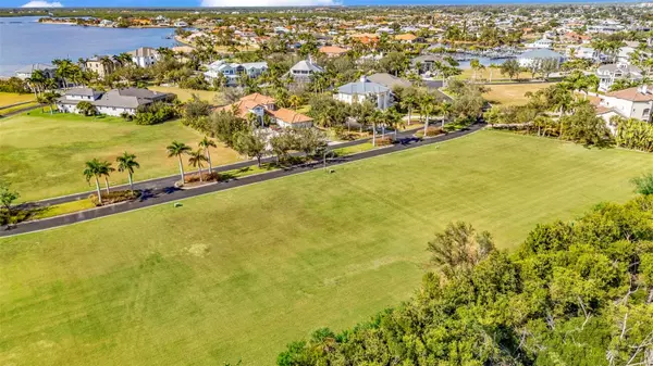 Port Charlotte, FL 33952,4661 GRASSY POINT BLVD