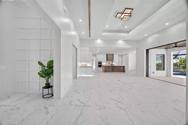 Punta Gorda, FL 33950,245 LIDO DR