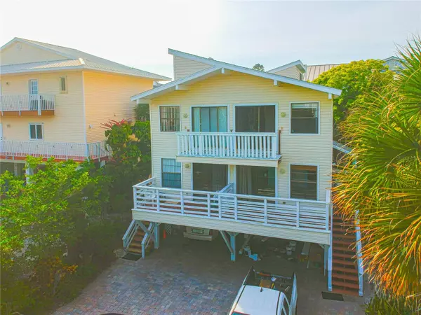 60 BEACHCOMBER LN #7, Englewood, FL 34223