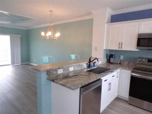 Punta Gorda, FL 33983,2060 WILLOW HAMMOCK CIR #302