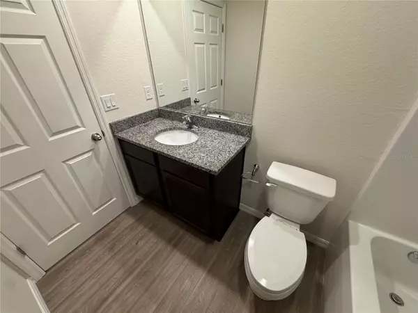 Punta Gorda, FL 33983,27217 WASHINGTON ST