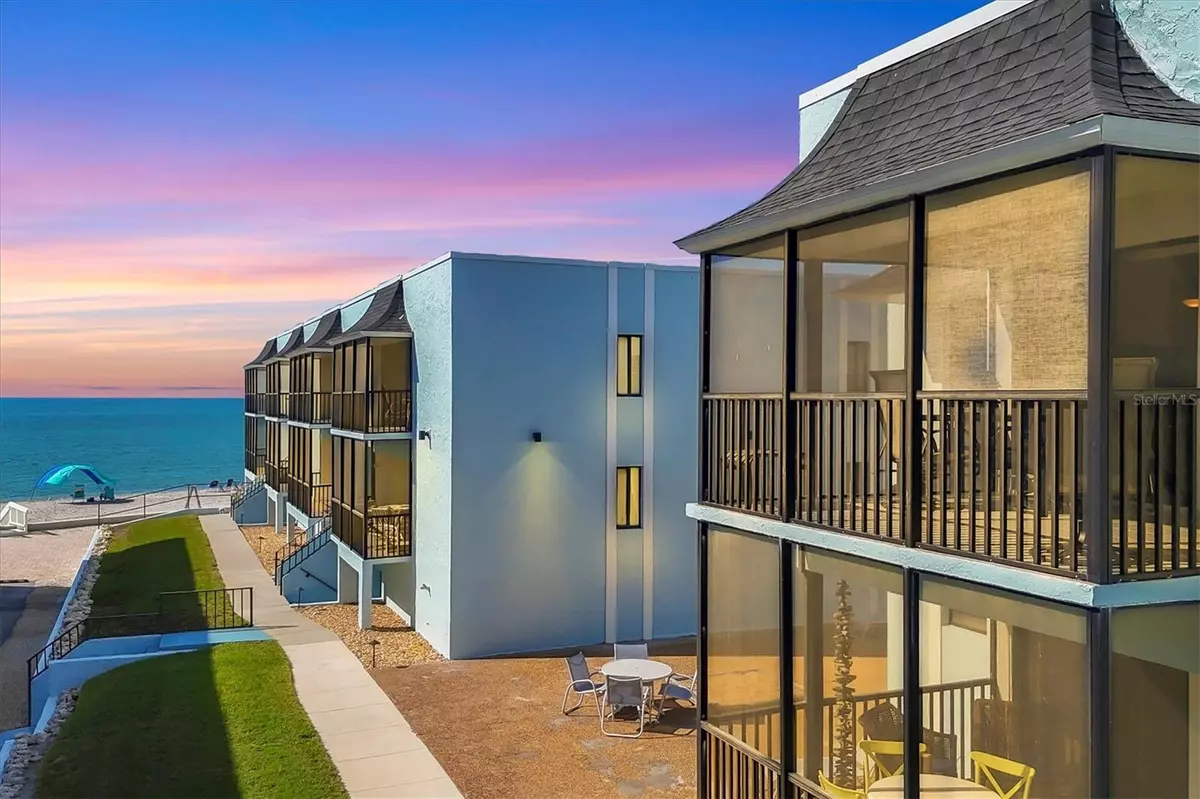 Englewood, FL 34223,2810 N BEACH RD #D205