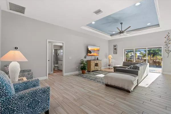 Rotonda West, FL 33947,215 ANTIS DR