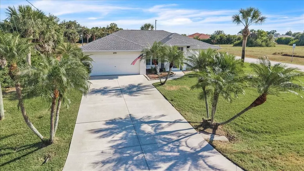 495 SWEETWATER DR, Rotonda West, FL 33947