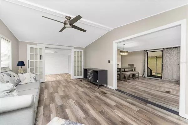 Punta Gorda, FL 33955,15430 OLIVE CIR