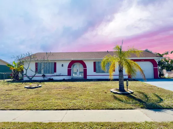 13543 LONGWOOD AVE, Port Charlotte, FL 33981