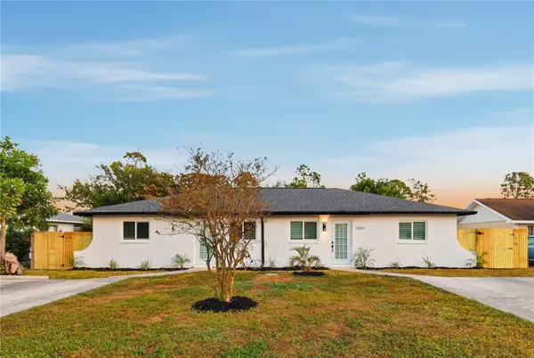 Fort Myers, FL 33967,7595/7599 WINGED FOOT DR