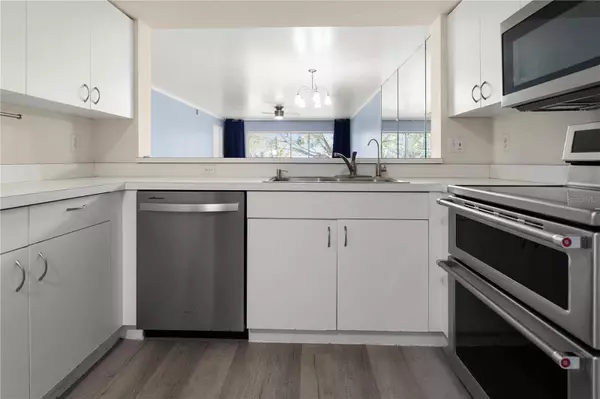 Naples, FL 34109,9610 VICTORIA LN #D202