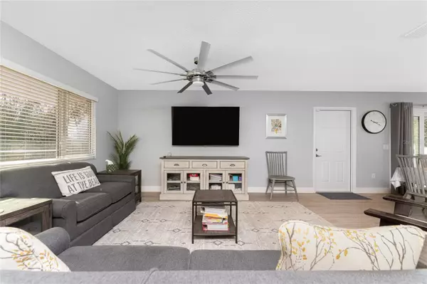 Port Charlotte, FL 33948,824 CALVERT AVE NW