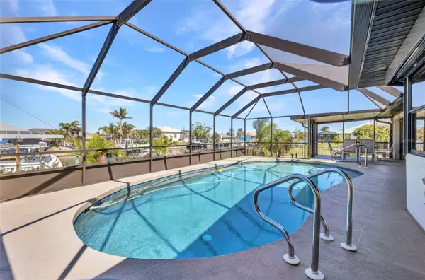 Port Charlotte, FL 33952,122 COLONIAL ST SE