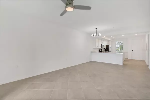 12180 WELLEN GOLF ST #104, Venice, FL 34293