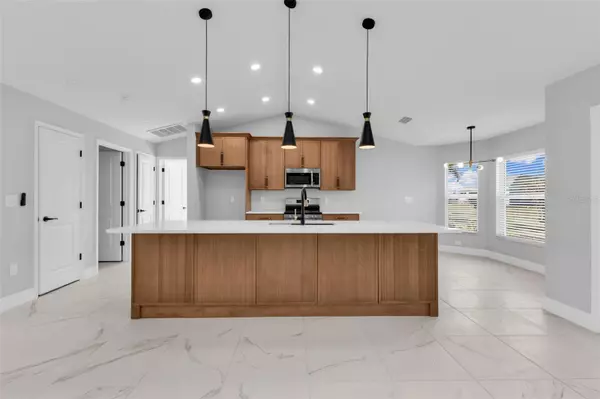 Punta Gorda, FL 33983,2247 HAMBURG LN