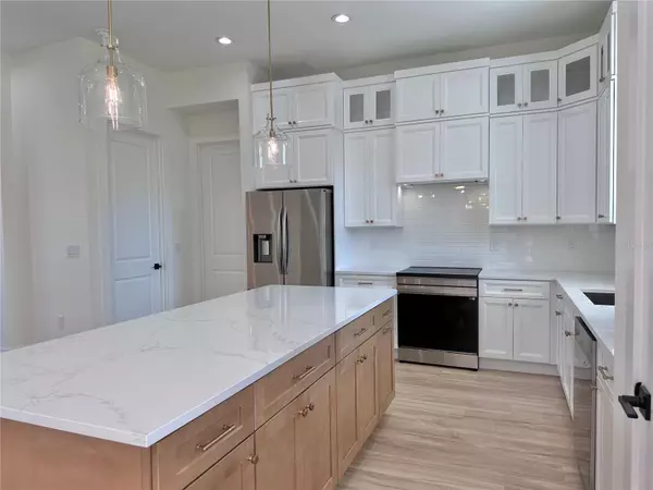 North Port, FL 34286,2913 WOODWARD AVE