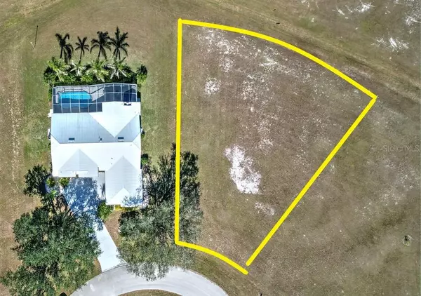 Punta Gorda, FL 33955,24352 PENHOLLOW CT