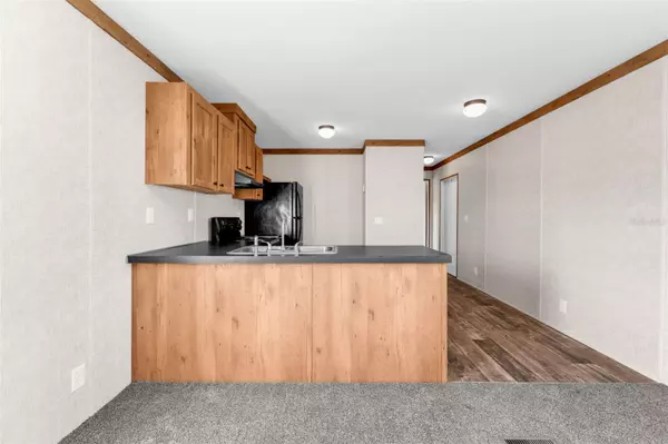 Port Charlotte, FL 33953,3702 DUNREATH RD