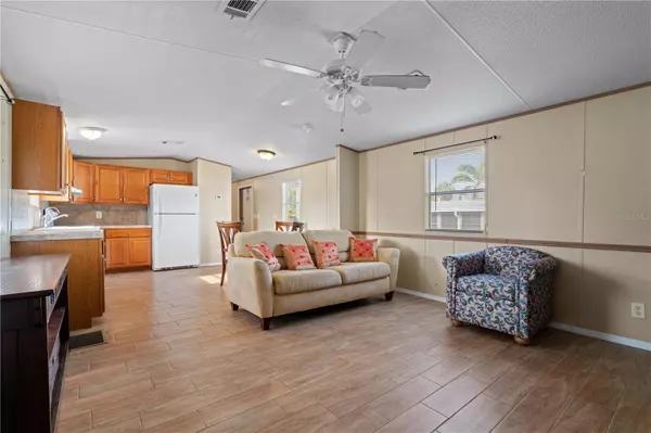 Punta Gorda, FL 33950,1516 WOODLAWN AVE