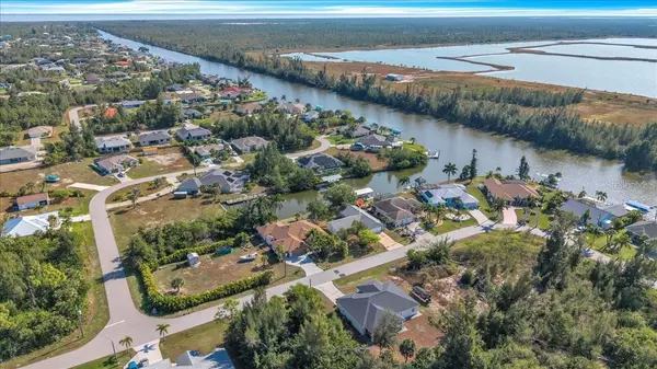 Port Charlotte, FL 33981,10474 RIVERSIDE RD