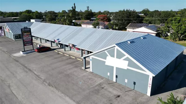 Port Charlotte, FL 33952,3762 TAMIAMI TRL #H