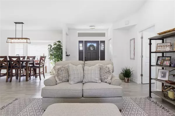 North Port, FL 34291,5986 PONCE DE LEON BLVD