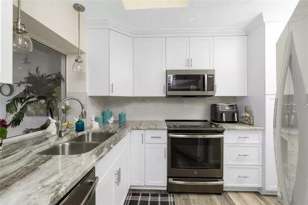 Port Charlotte, FL 33952,330 WEBER TER