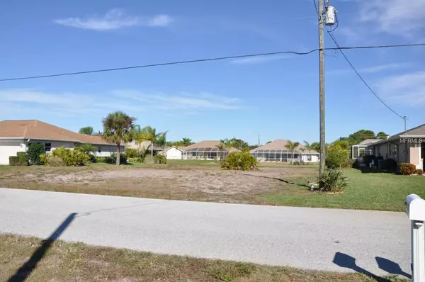 Rotonda West, FL 33947,23 WHITE MARSH LN