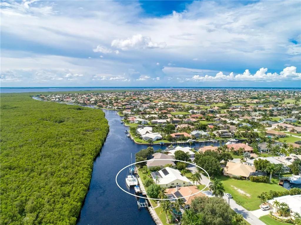 Punta Gorda, FL 33950,5039 KEY LARGO DR