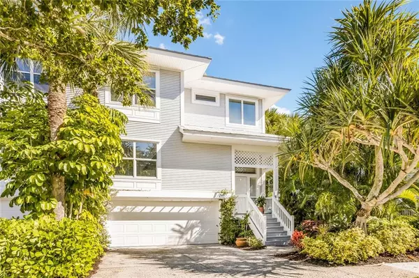 805 S HARBOR DR,  Boca Grande,  FL 33921