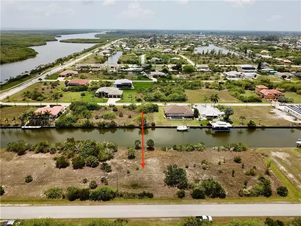 15690 MARGO CIR, Port Charlotte, FL 33981