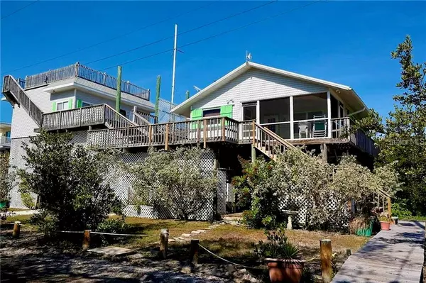 8876 BAY ST, Placida, FL 33946