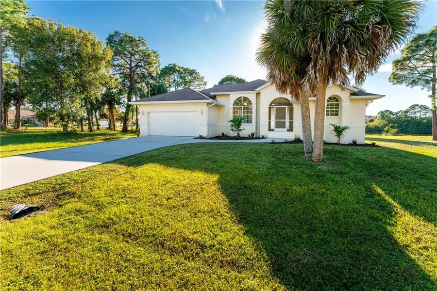 4 PINE VALLEY CT, Rotonda West, FL 33947