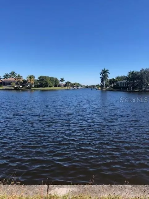 Port Charlotte, FL 33981,8316 BURWELL CIR