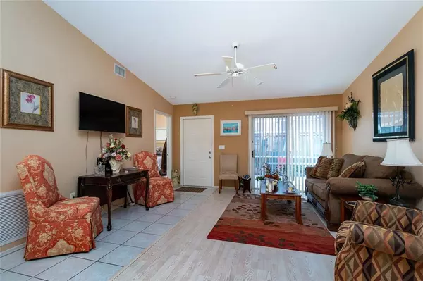 Port Charlotte, FL 33980,3300 LOVELAND BLVD #403