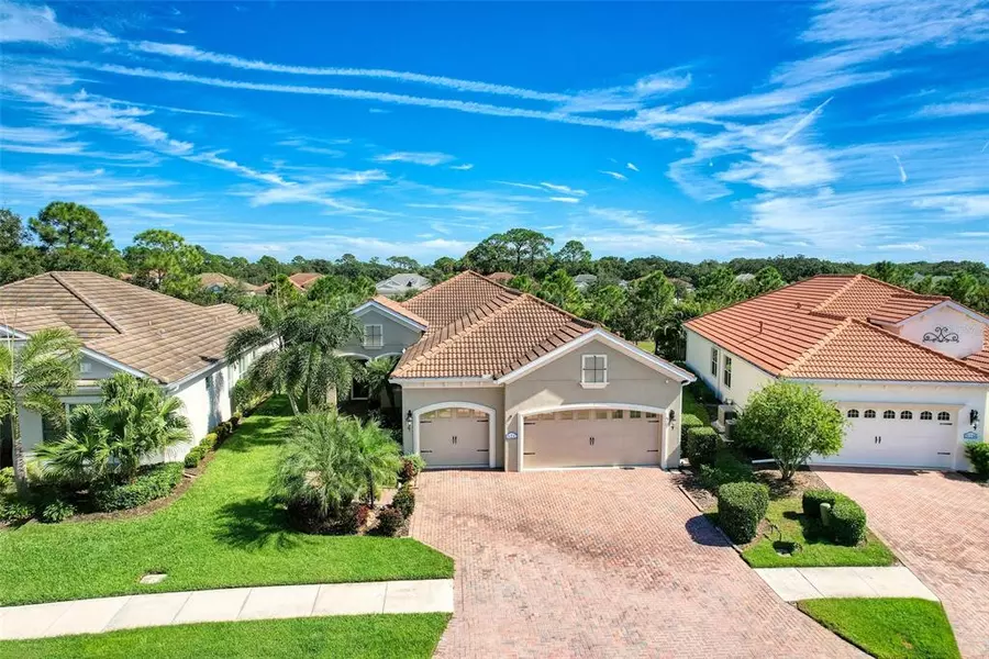 21232 SANDAL FOOT DR, Venice, FL 34293