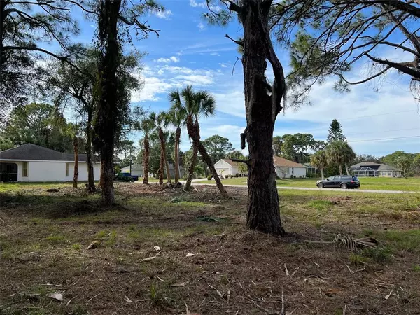 Rotonda West, FL 33947,106 MARKER RD