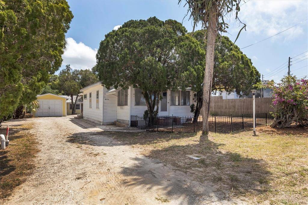 915 S BROADWAY,  Englewood,  FL 34223