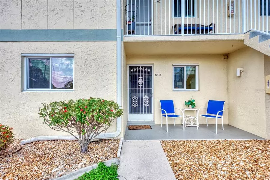 12538 SW KINGSWAY CIR #1203, Lake Suzy, FL 34269