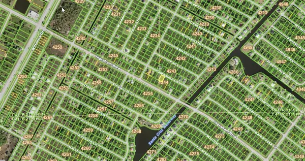 Port Charlotte, FL 33981,13549 JERONIMO LN