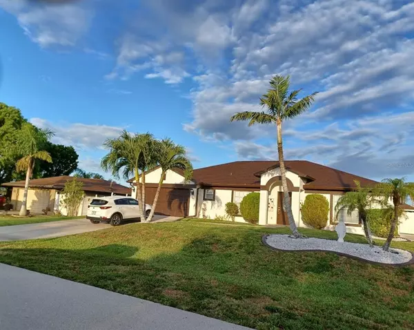 Cape Coral, FL 33990,124 SE 4TH PL