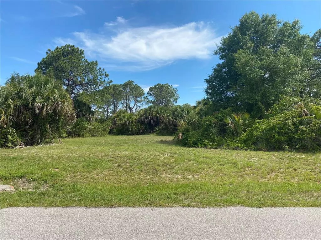 Rotonda West, FL 33947,168 GREEN PINE PARK