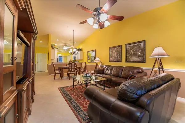 Naples, FL 34119,2770 CYPRESS TRACE CIR #2423